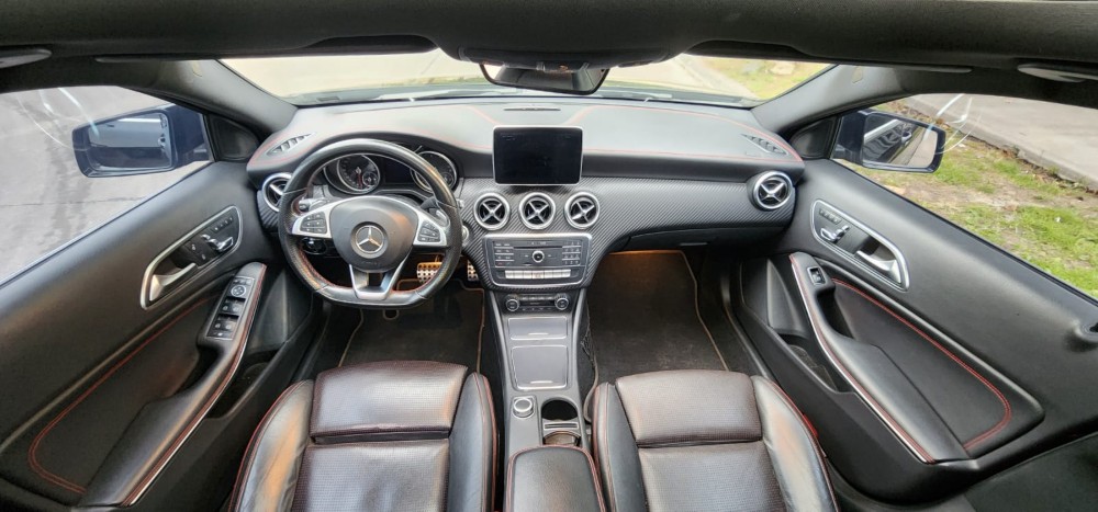 Mercedes-Benz Clase A A250 Amg-Line 2.0 — foto 2